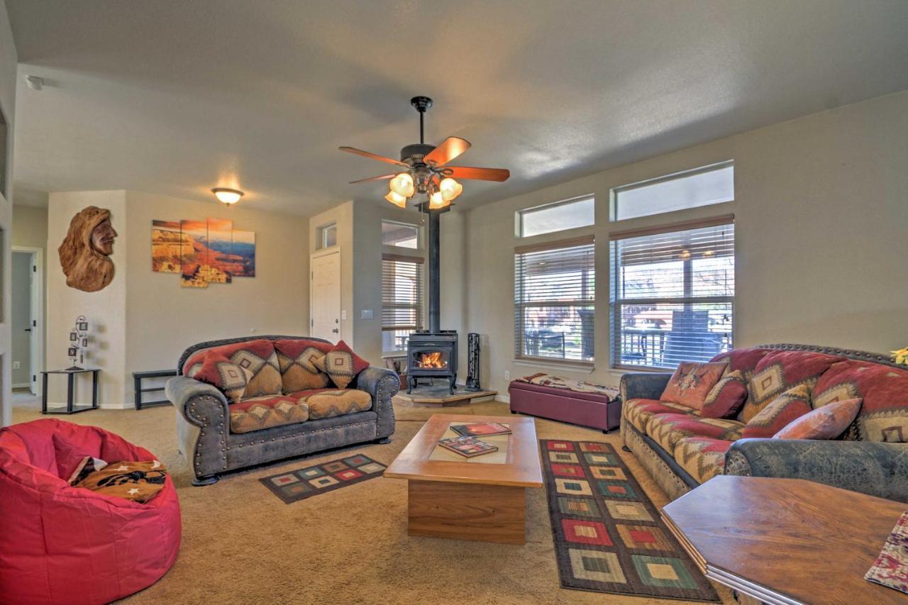 Beautiful Kanab Home With Yard - Walk To Restaurants Dış mekan fotoğraf